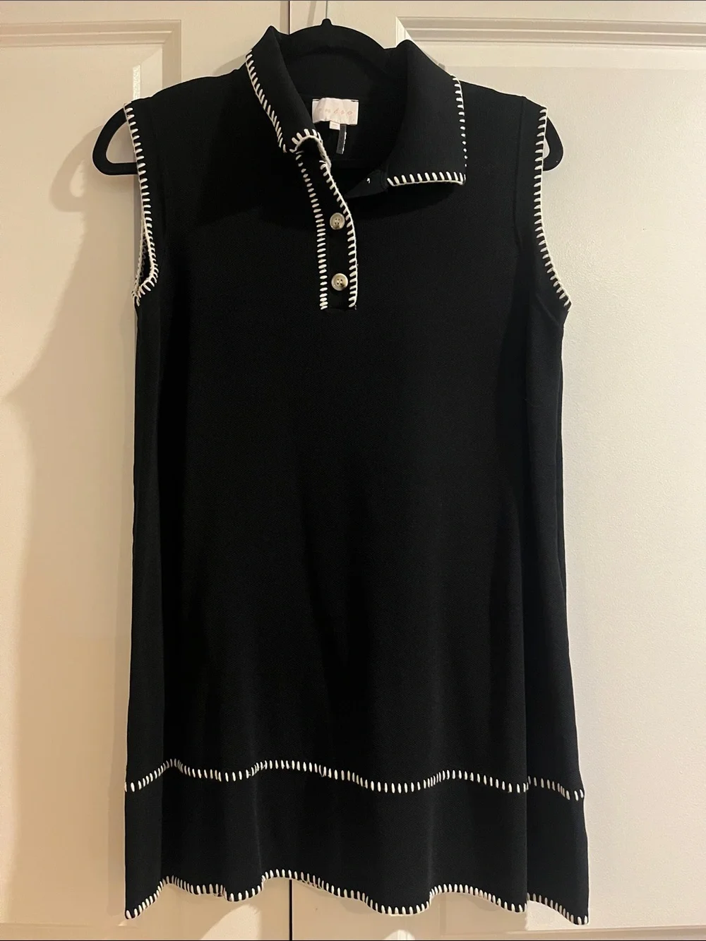 entro Black Sleeveless Mini Dress with White Stitch Trim - Picture 1 of 2